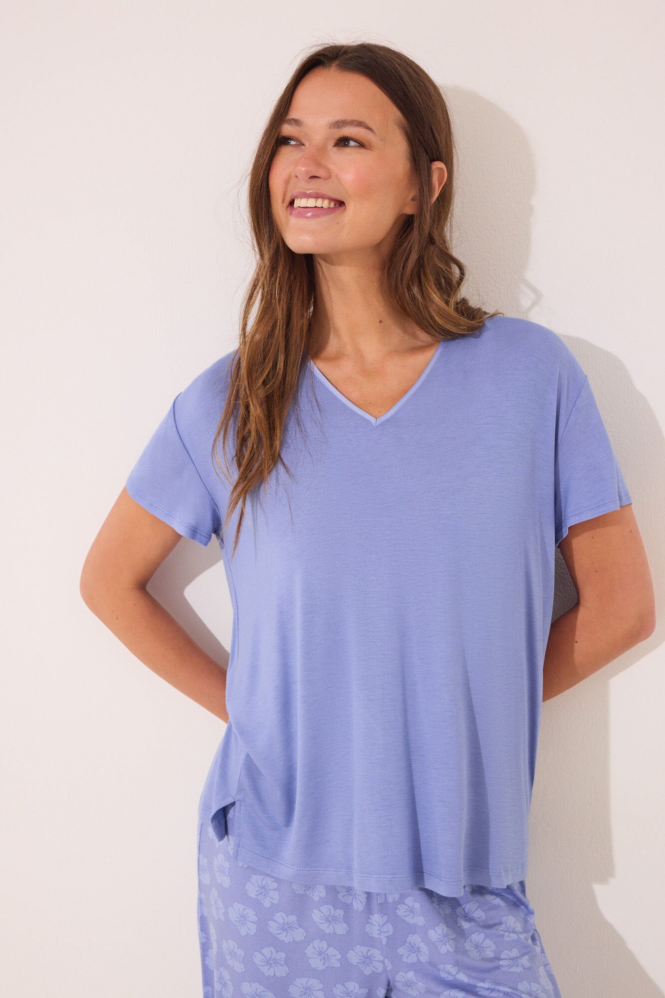 Women Secret_Blue Viscose Short Sleeve Capri Pyjamas_4752518_18_03