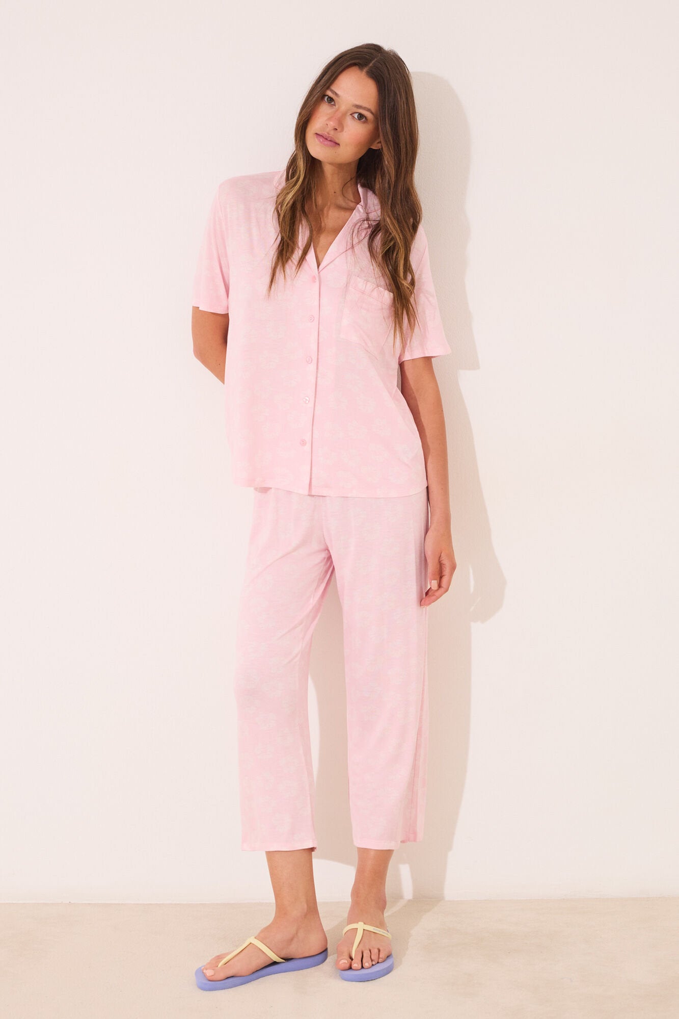 Women Secret_Pink Capri Viscose Classic Pyjamas_4752521_70_01