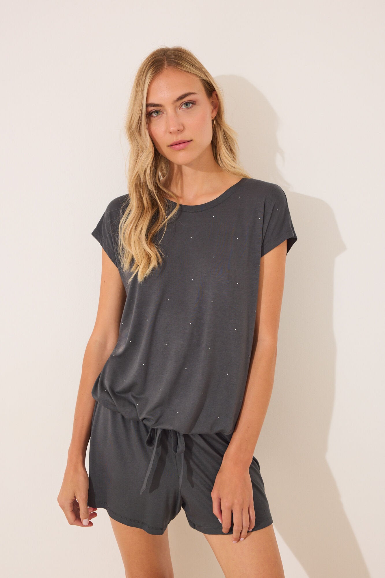 Women Secret_Grey Glitter Viscose Short Pyjamas_4752527_40_01
