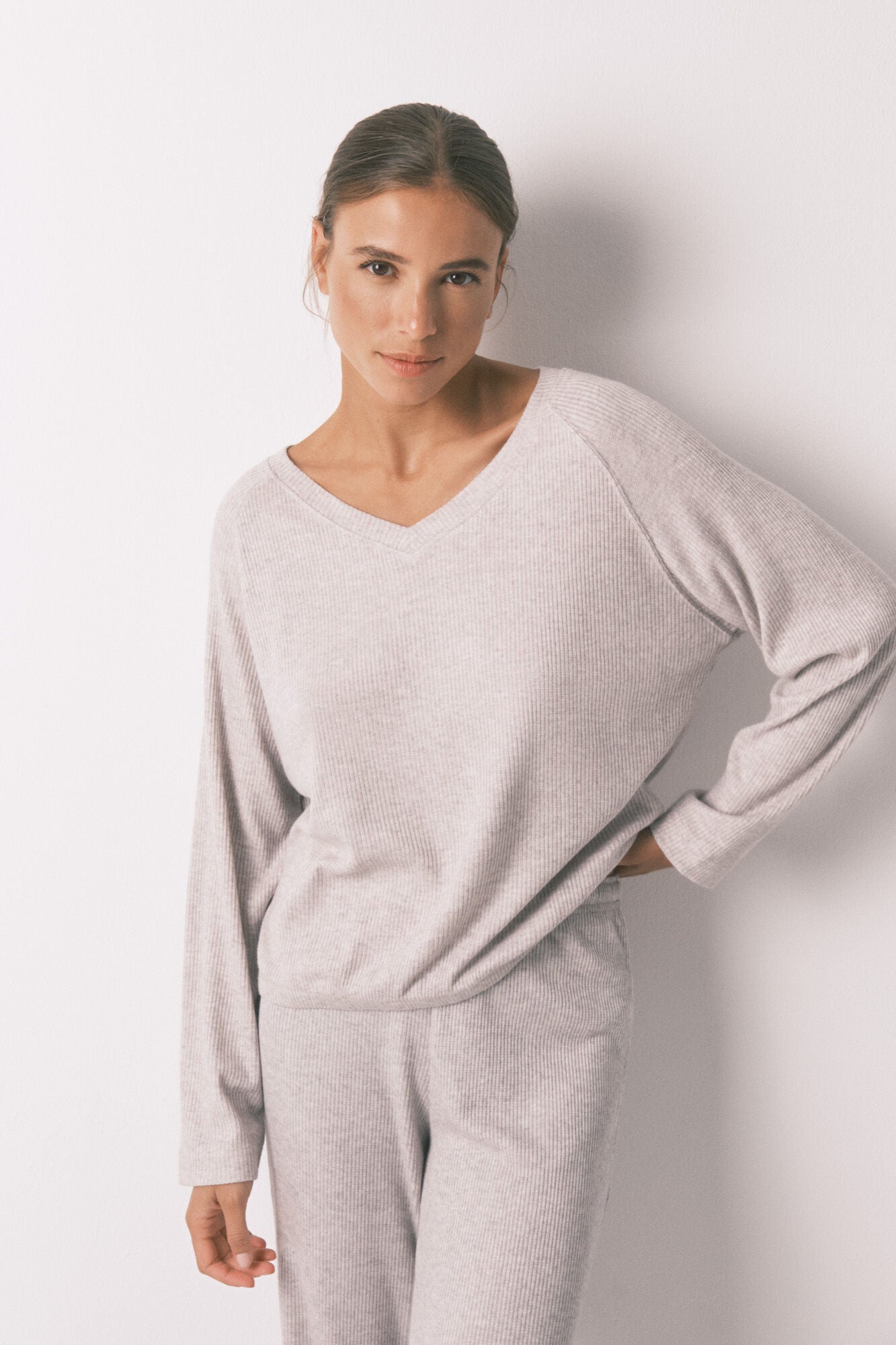 Women Secret_Medium Grey_Long Grey Brushed Ribbed Pajamas_4752535_46_02