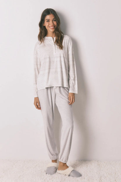 Women Secret_White Print_Soft Grey Fleece Long Pyjamas with Border Print_4752548_97_01