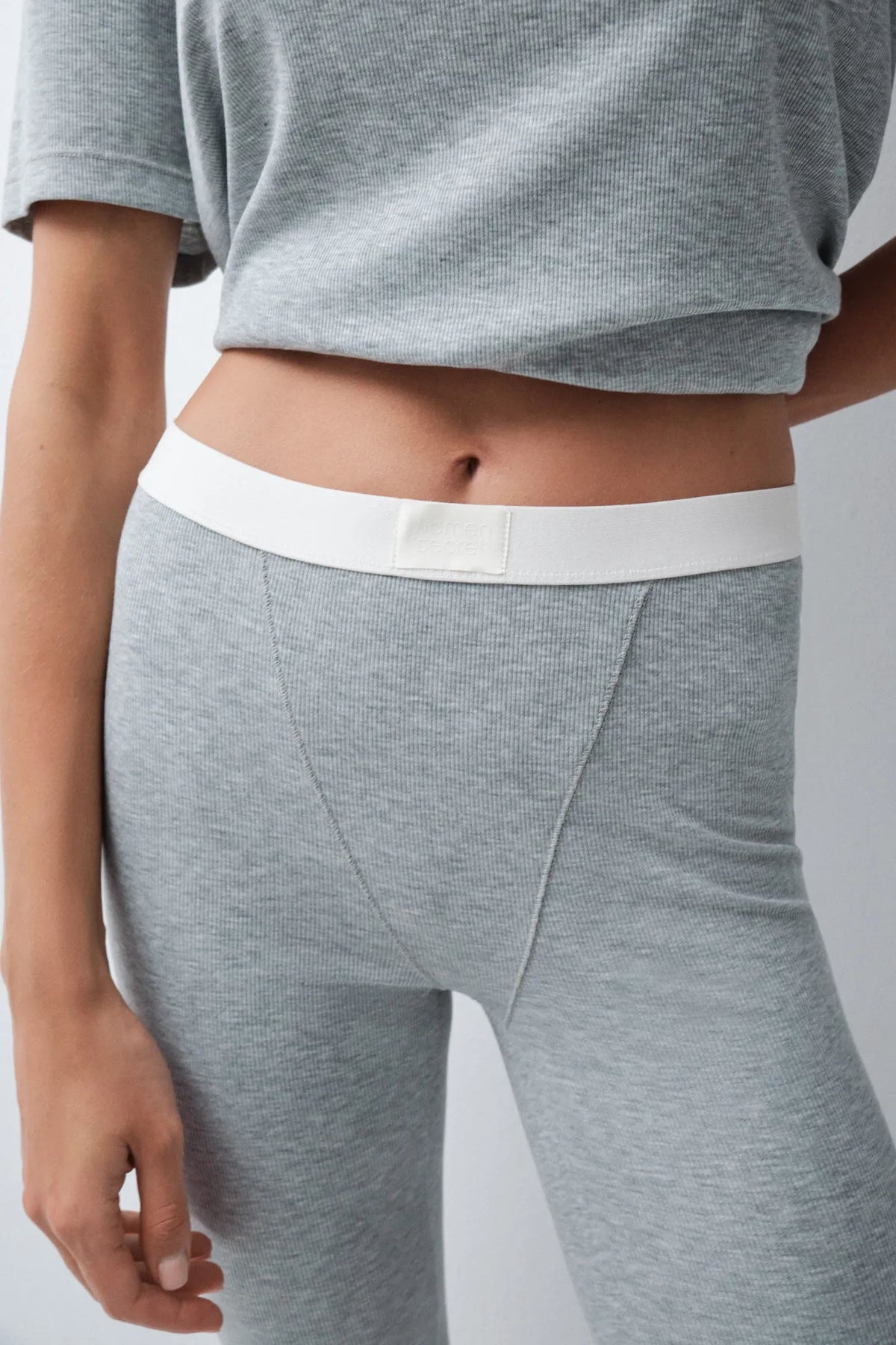 Women Secret Medium Grey Women Grey Long Pyjamas T-Shirt Leggings SKU: 4754187_46 Image 02