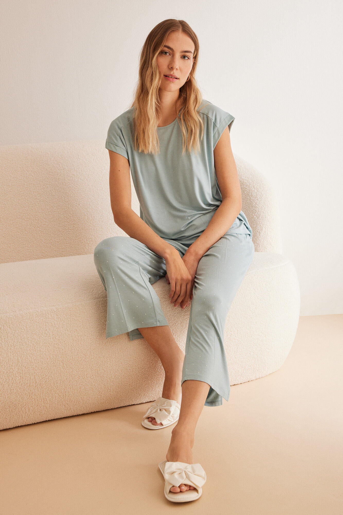 Short Sleeves Capri Pant Pyjama_4757946_26_03