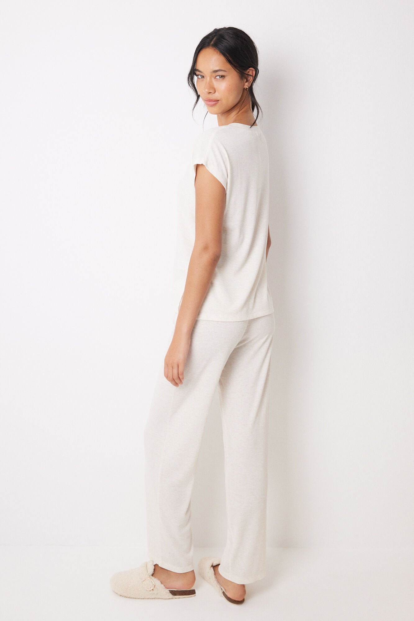 Ivory Ribbed Short Sleeve Set_05