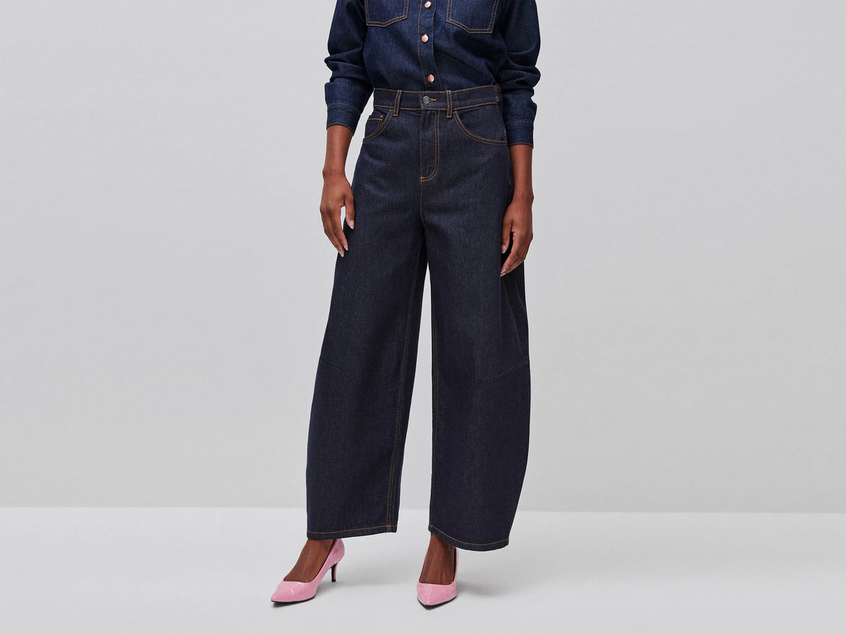 Benetton Dark Blue Women Barrel-Fit Jeans SKU: 47KYDF0CD_905 Image 01
