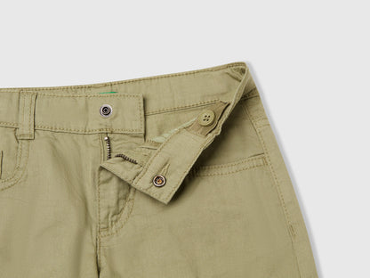 Benetton_Five Pocket Bermudas_47RGG901Y_26K_03