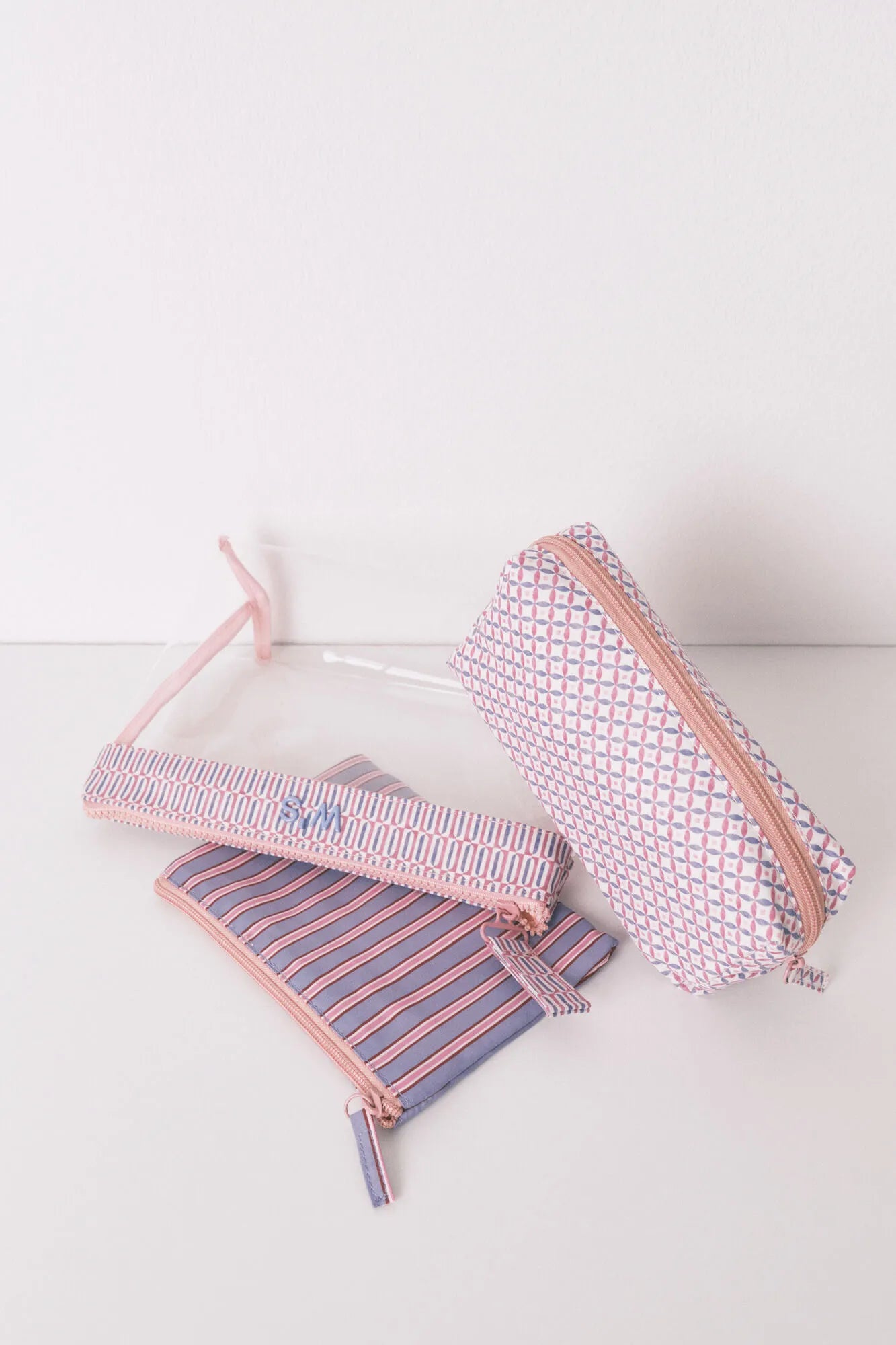 Women Secret_Printed_Pack of 3 Geometric Print Toiletry Bags_4842004_98_02