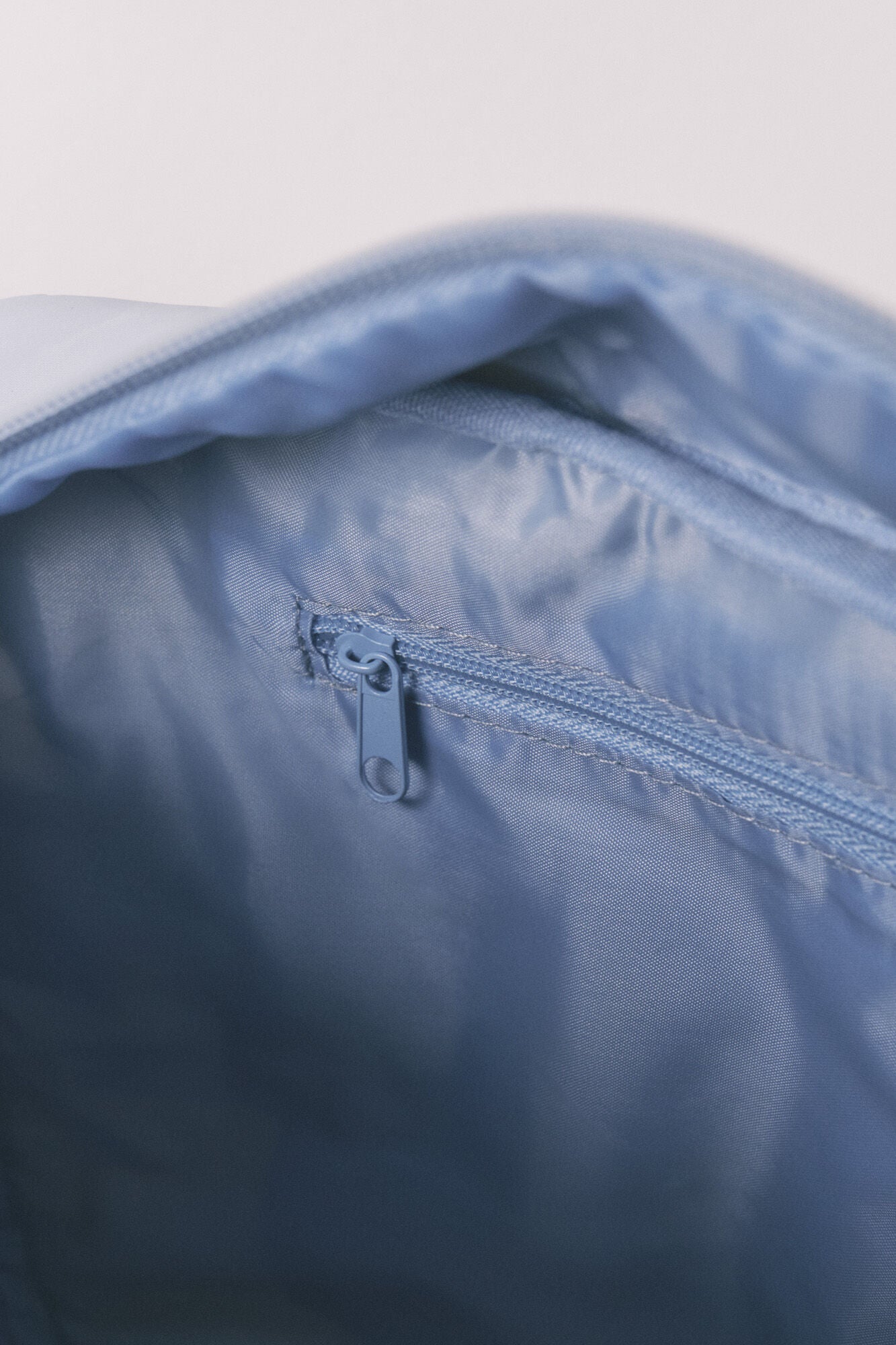 Women Secret_Blue Print_Large Blue Snoopy Print Vanity Case_4842013_19_03