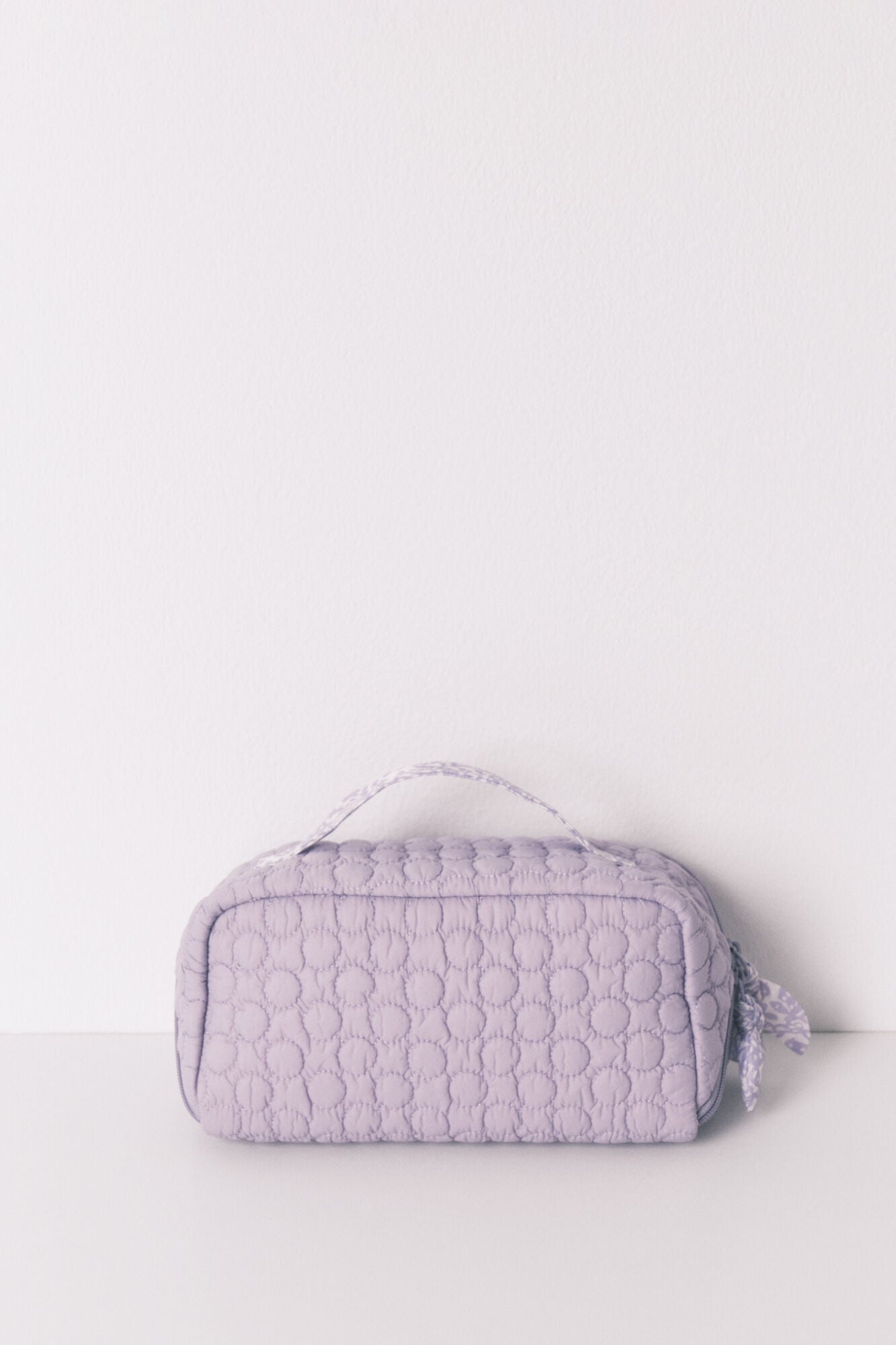 Women Secret_Purple-Lilac_Medium Puffer Lilac Vanity Case_4842015_76_04