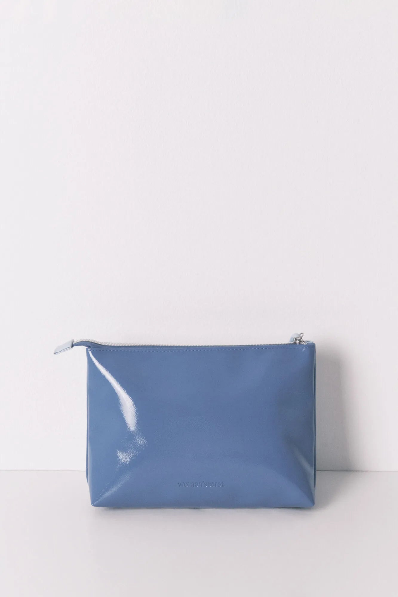 Women Secret_Dark Grey_Medium Double Vanity Case in Blue Patent Leather_4842020_41_05
