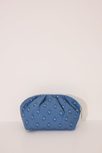 Women Secret_Large Quilted Blue Print Vanity Case_4842924_19_03