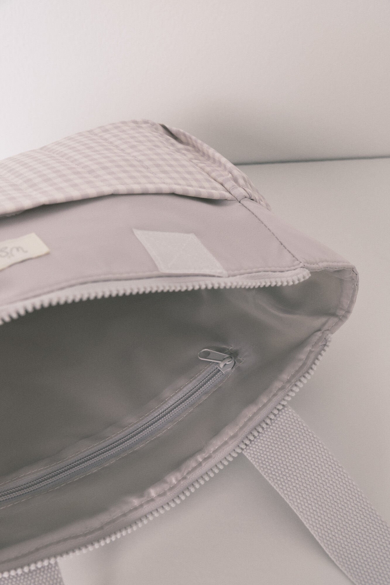 Women Secret_Medium Grey Gingham &quot;Maternity&quot; Vanity Case_4842926_43_03