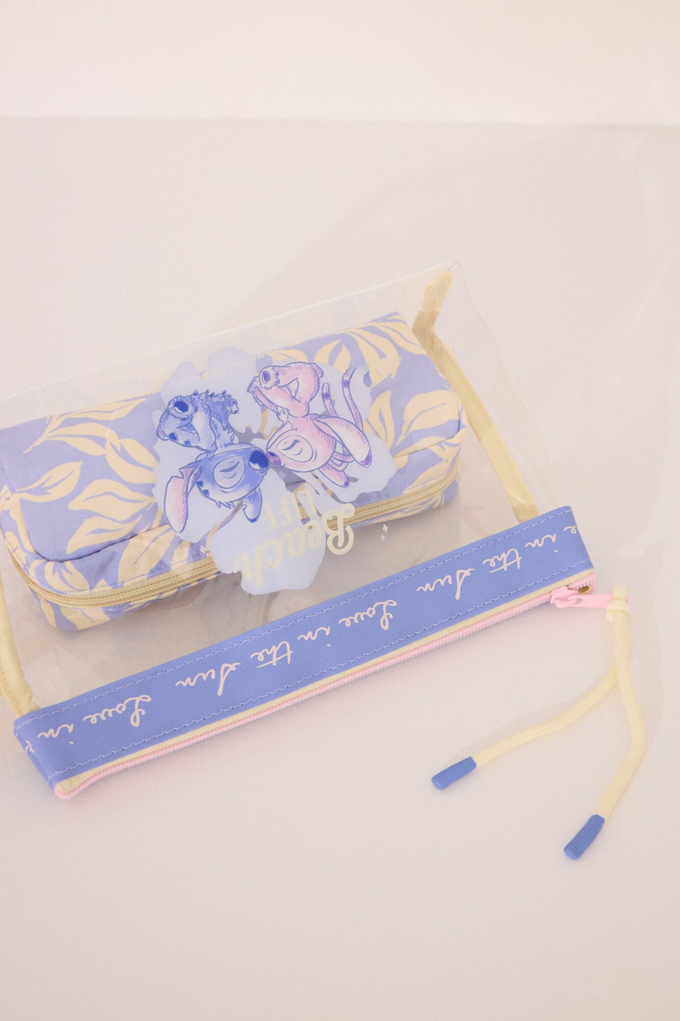 Women Secret_Pack of 2 Lilo &amp; Stitch Toiletry Bags_4842928_19_05