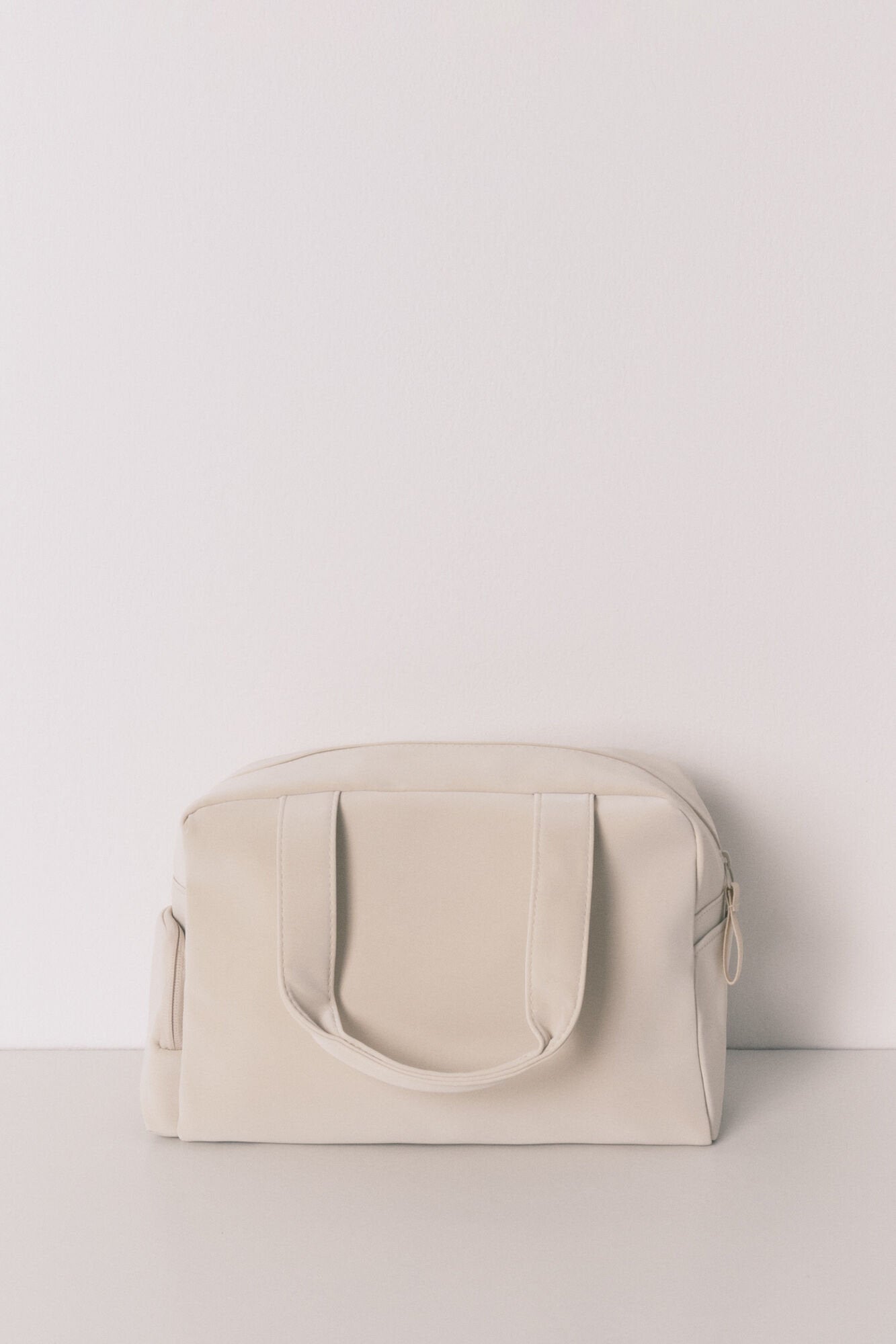 Women Secret_Large Ivory Rubber Vanity Case_4842934_96_06