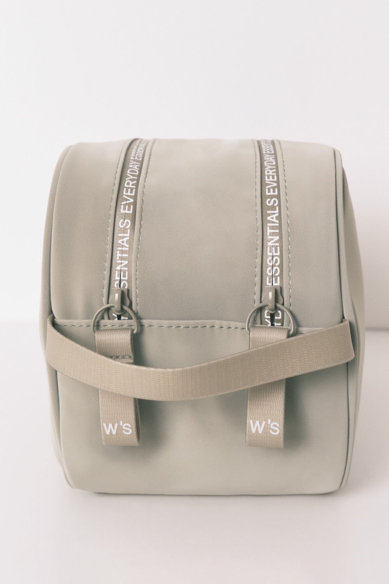 Women Secret_Large Rubber Khaki Vanity Case_4842935_91_04