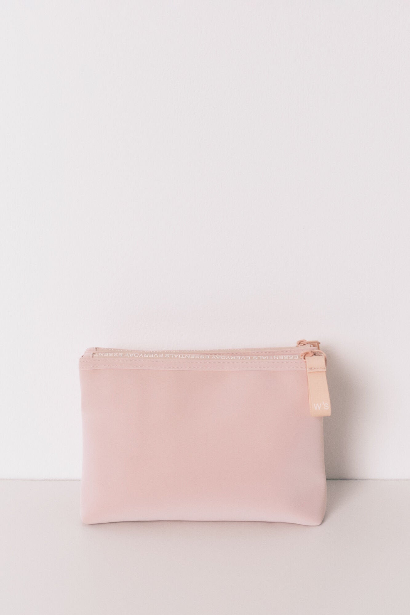 Women Secret_Medium Pink Rubber Vanity Case_4842936_71_02