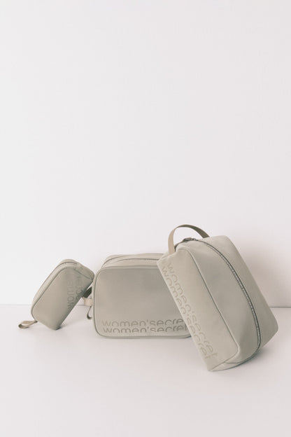 Women Secret_Medium Rubber Khaki Vanity Case_4842937_91_04