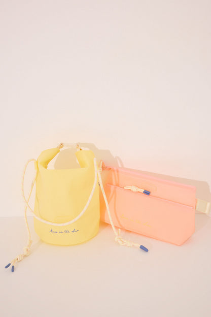 Women Secret_Medium Water-Resistant Vanity Case_4842948_67_06