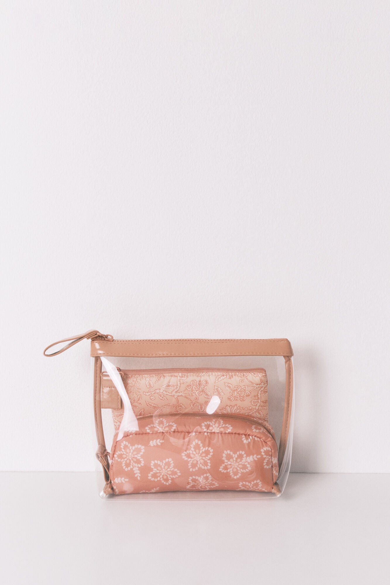 Women Secret_Multicoloured_Pack of 3 Multicoloured Printed Toiletry Bags_4842958_98_02