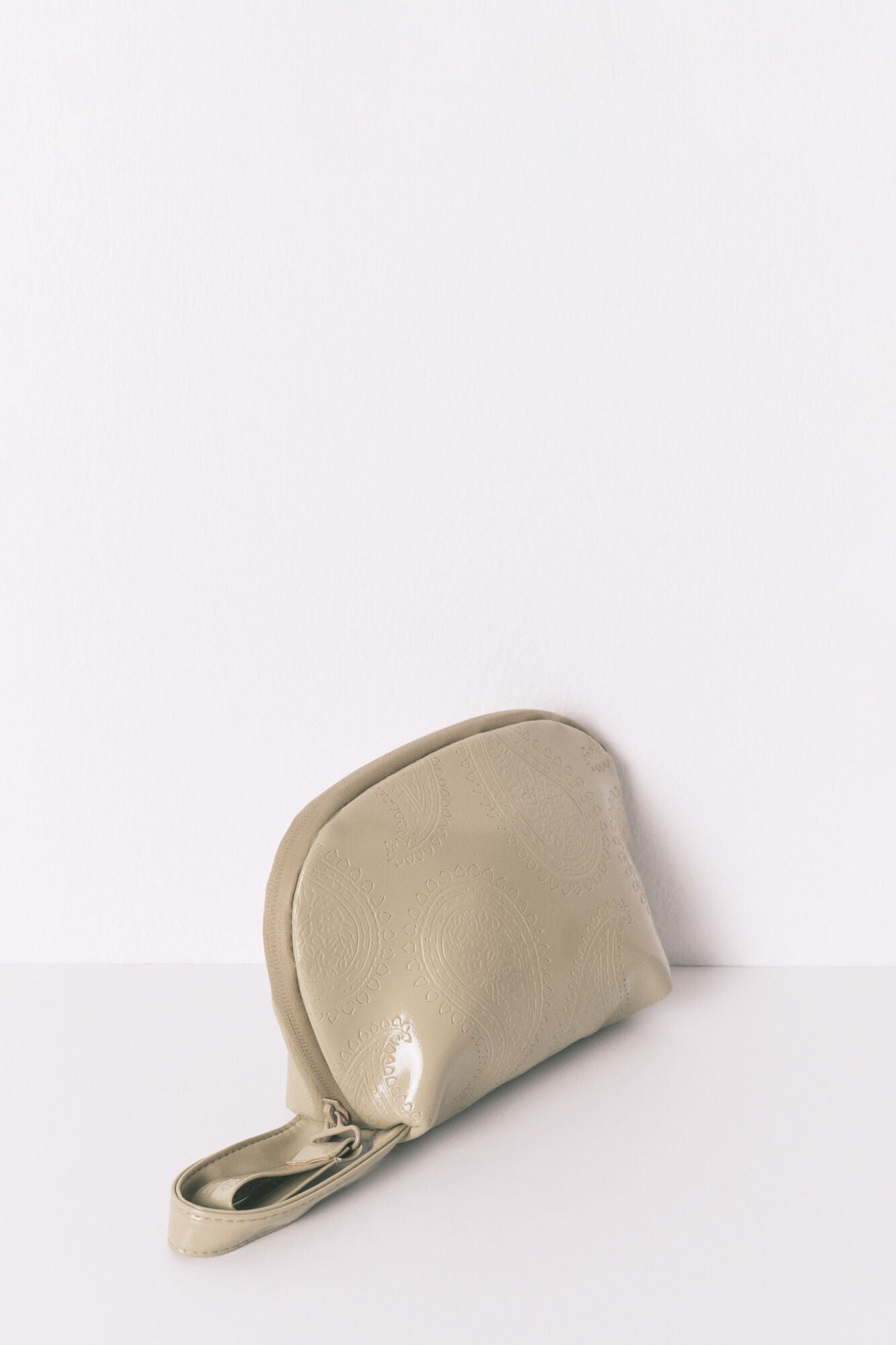 Women Secret_Light Khaki_Small Khaki Vanity Case Leather Toiletry Bag_4842959_93_03