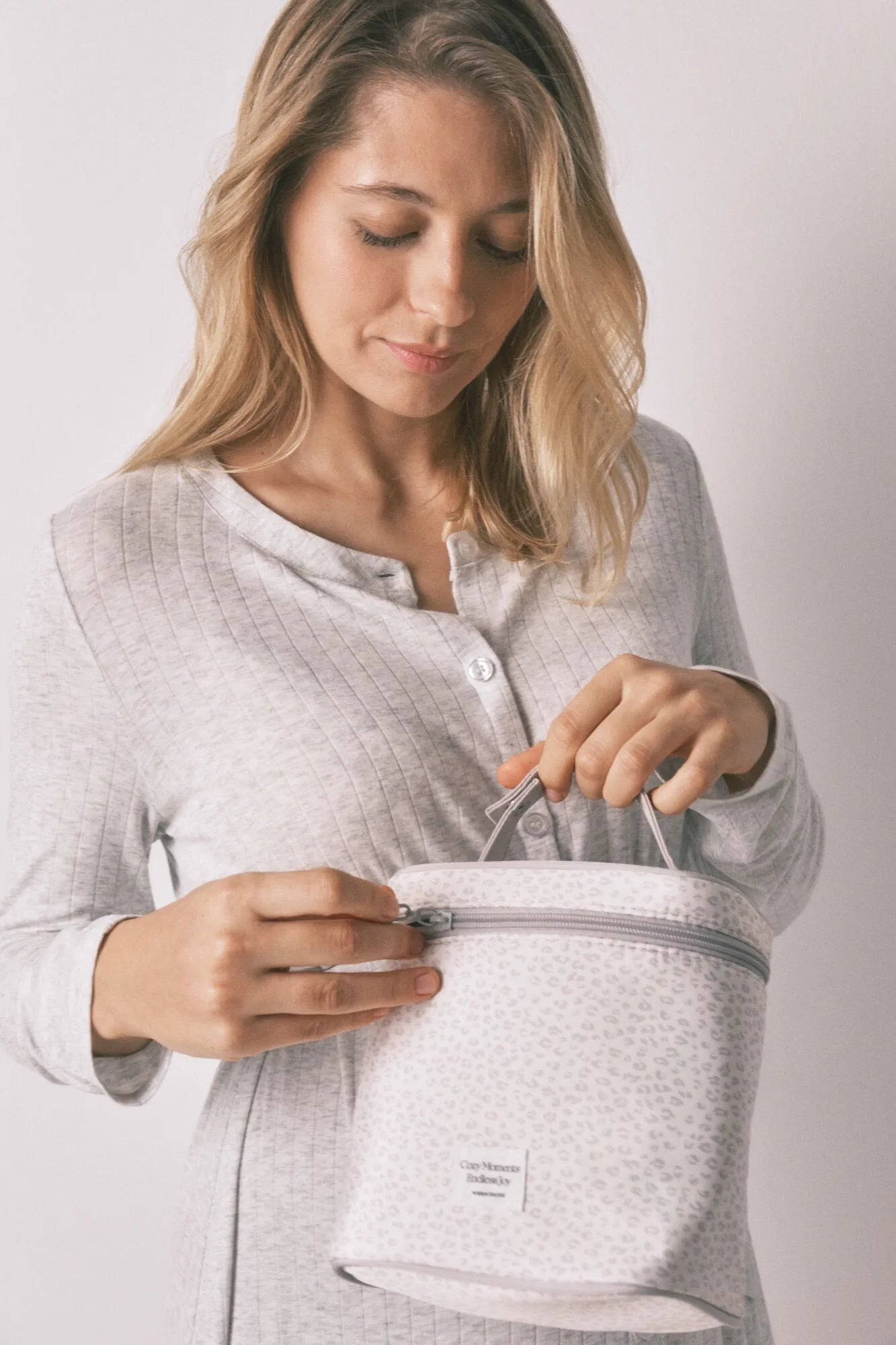 Women Secret_Multicoloured_Maternity Animal Print Vanity Case_4843011_98_02