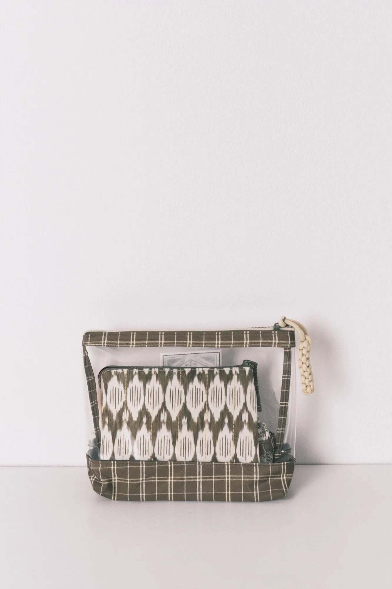 Women Secret_Dark Khaki_Green 3-Pack Printed Vanity Cases_4843018_91_02