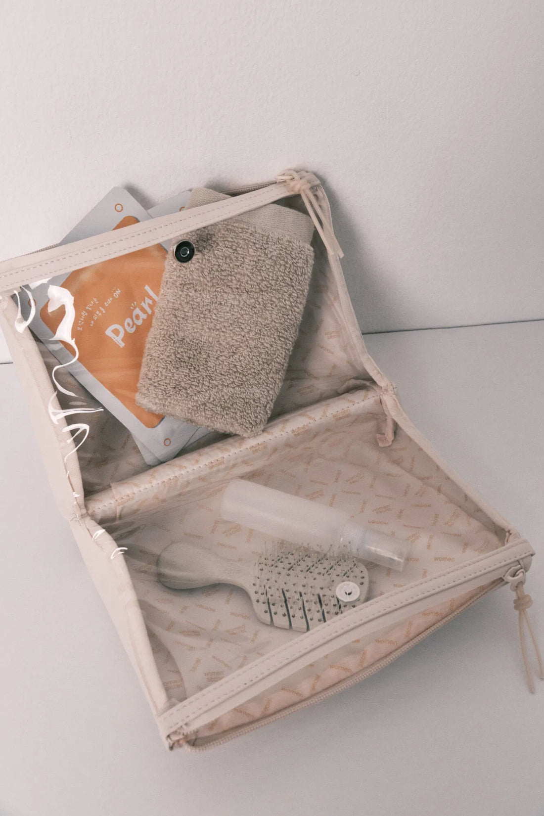 Women Secret_Ivory_White Medium Double Wallet Vanity Case_4843031_96_02