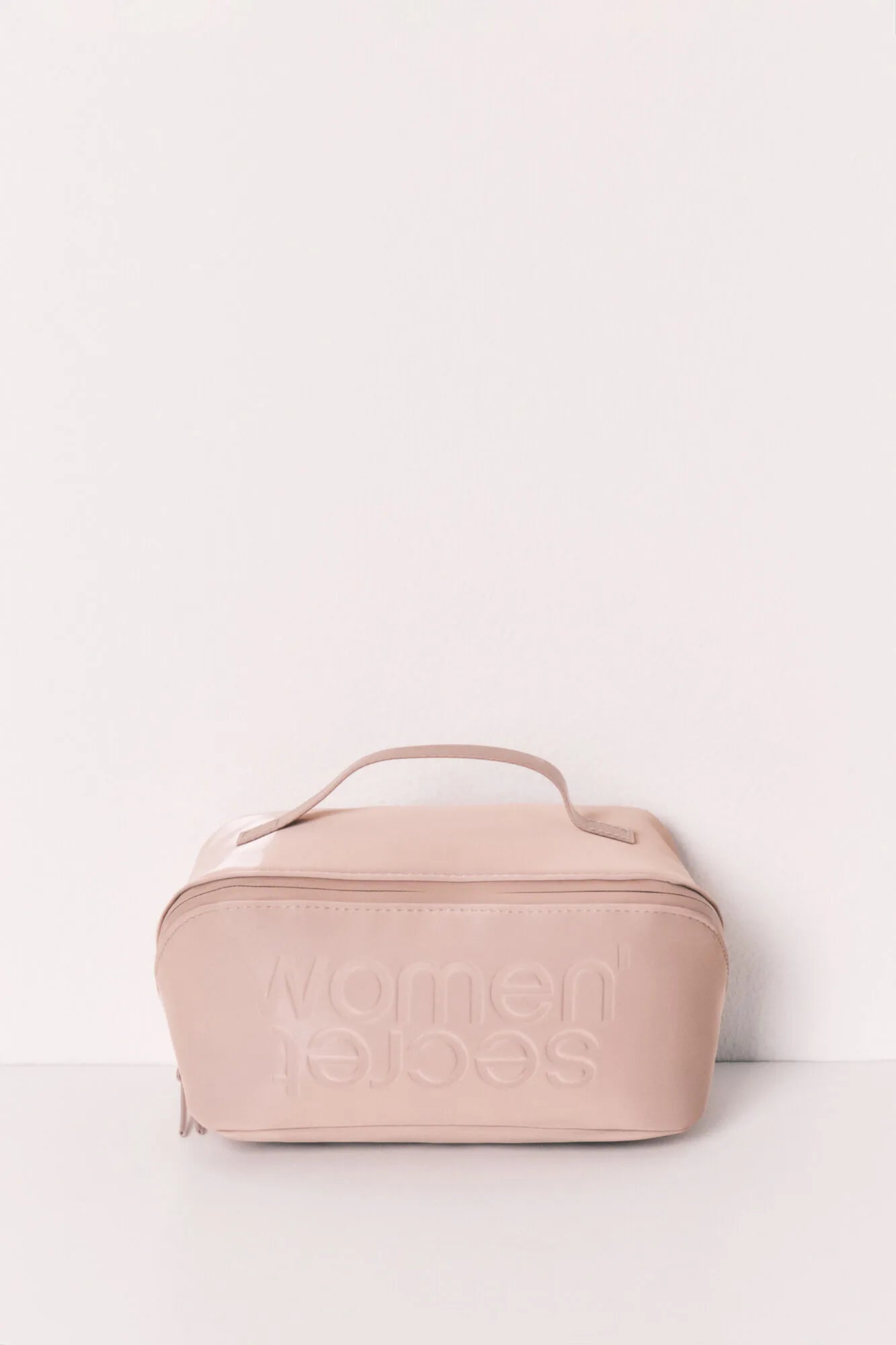 Women Secret_Tan_Brown Rubberized Medium Vanity Case_4843032_34_03