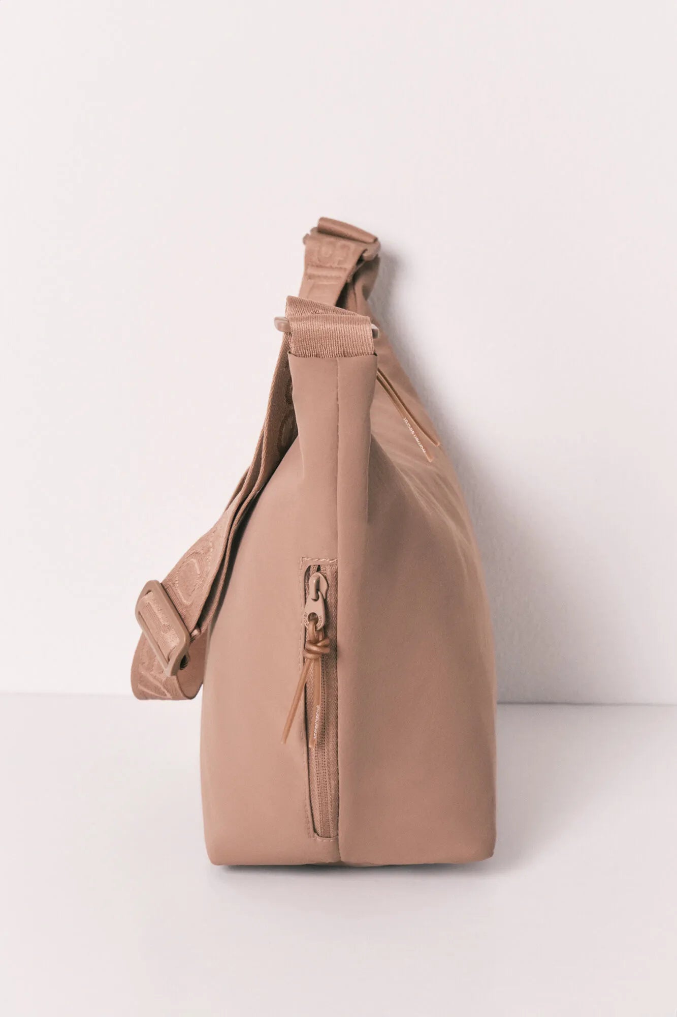 Women Secret_Sand_Brown Thermal Lunch Bag_4843035_38_06