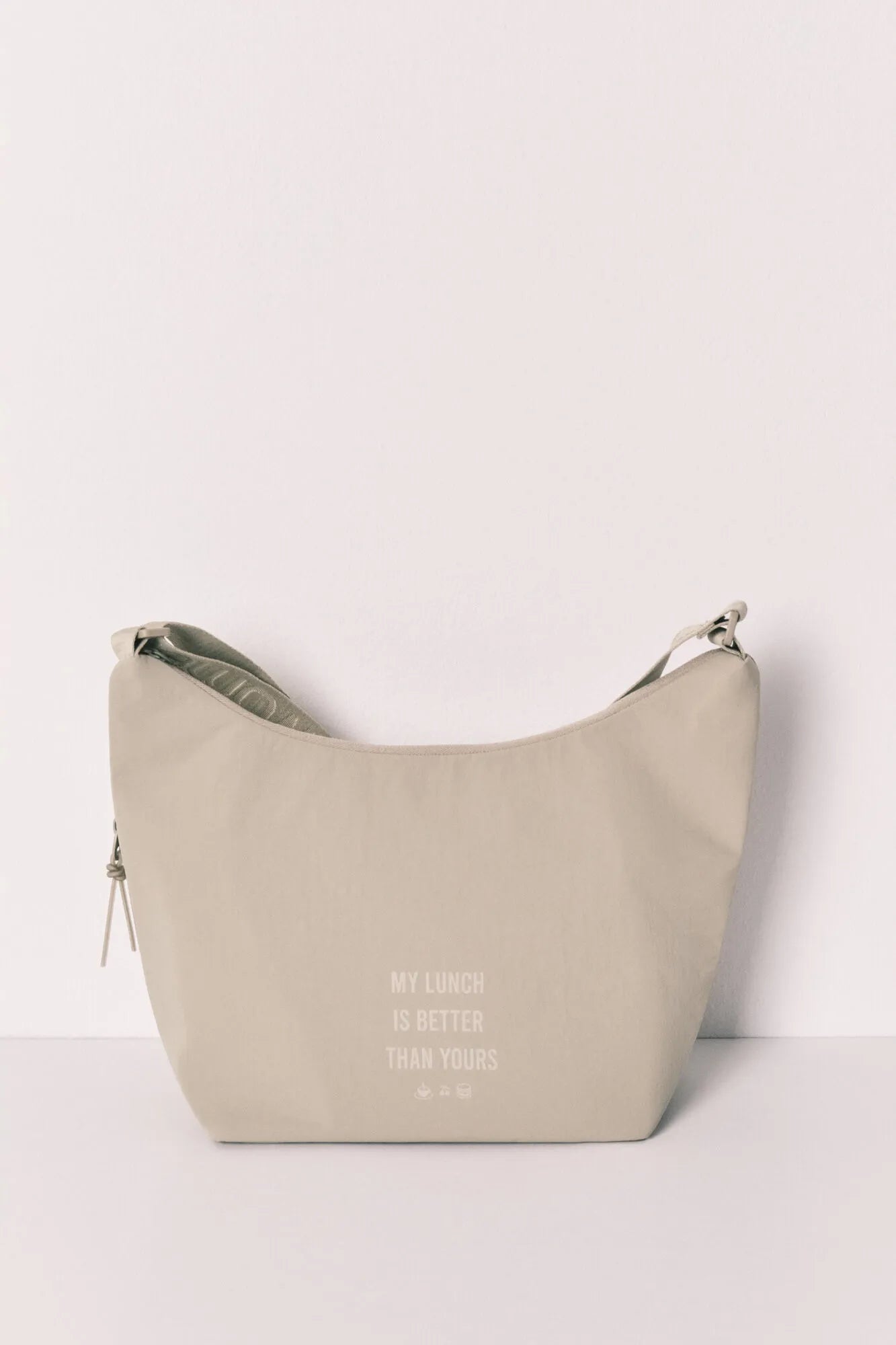 Women Secret_Green_Green Thermal Lunch Bag_4843036_22_04