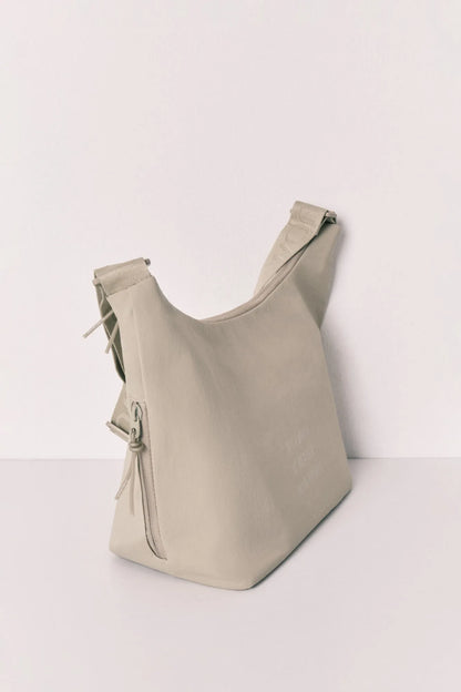 Women Secret_Green_Green Thermal Lunch Bag_4843036_22_05