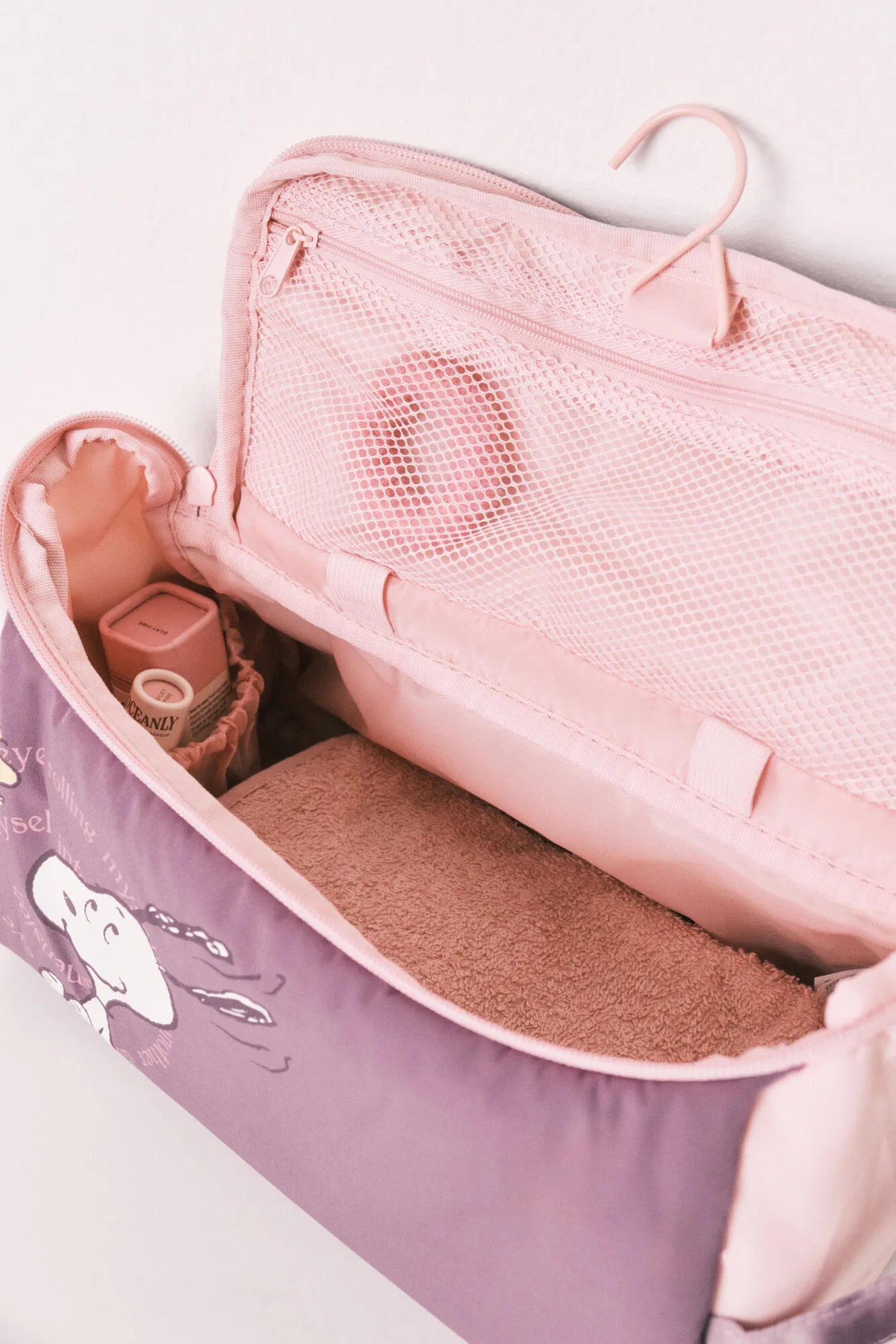 Women Secret Purple/Lilac Women Purple Large Vanity Case Snoopy SKU: 4843058_76 Image 01