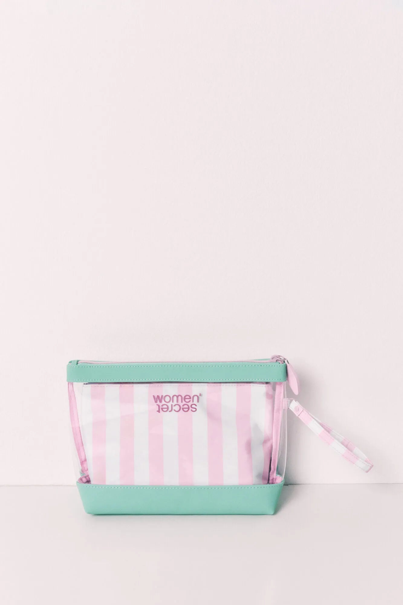 Women Secret Multicoloured Women Smileyworld¨ Vanity Case Pack SKU: 4843075_98 Image 04
