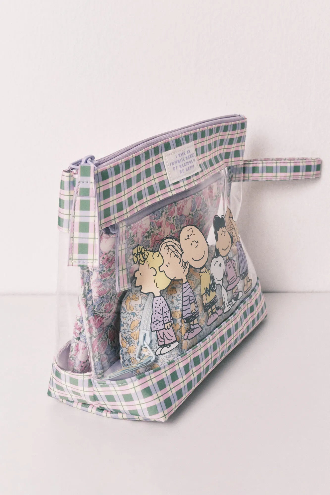 Women Secret Multicoloured Women Pack Of 3 Snoopy &amp; Co Vanity Cases SKU: 4843088_98 Image 04