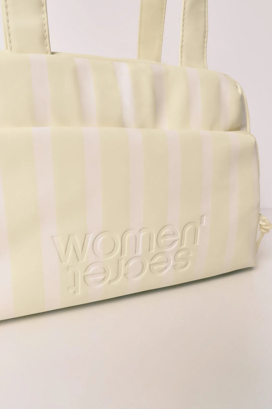 Women Secret Yellow Women Large Zip Vanity Case SKU: 4843090_04 Image 02