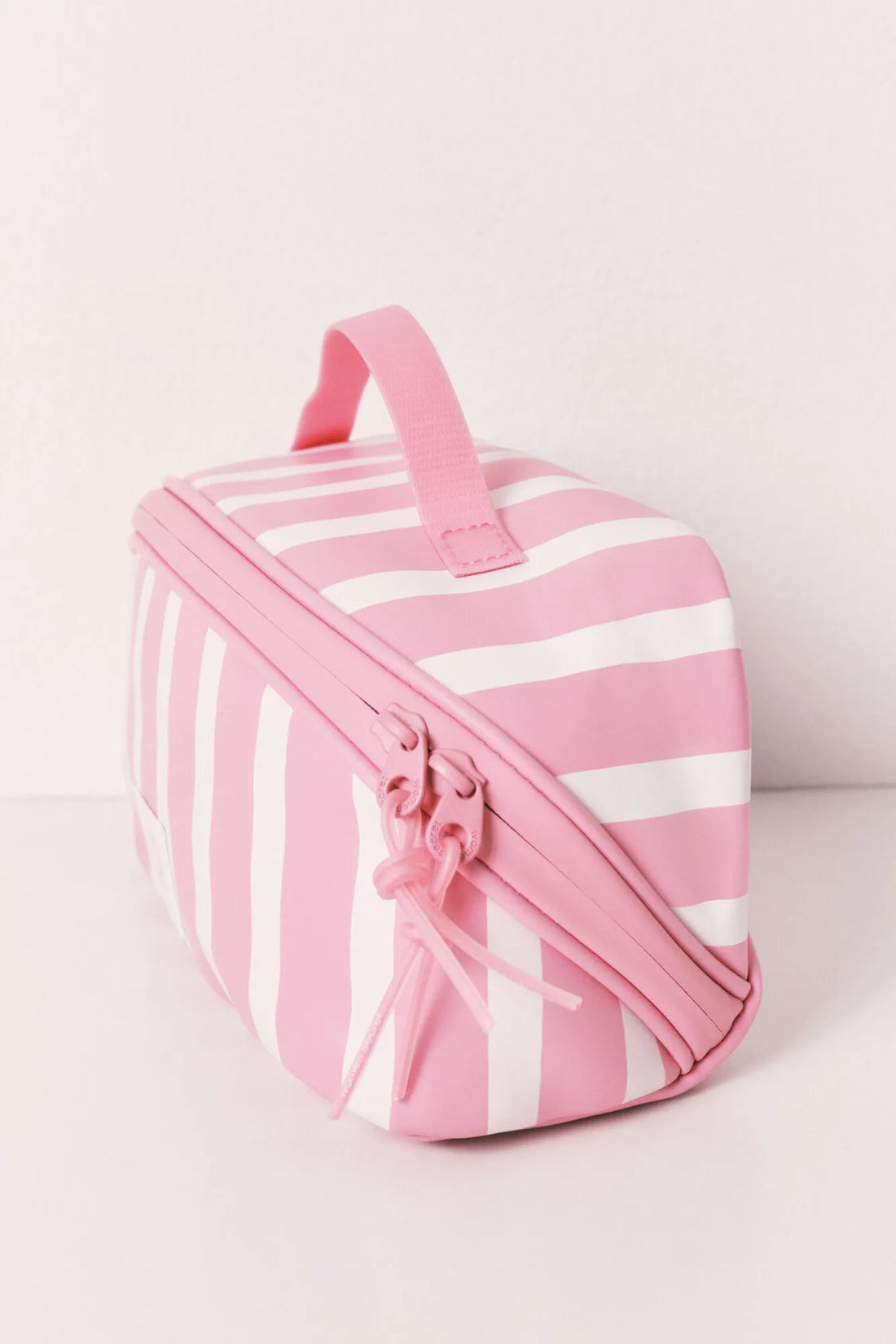 Women Secret Pink Women Pink Striped Medium Vanity Case SKU: 4843091_73 Image 02