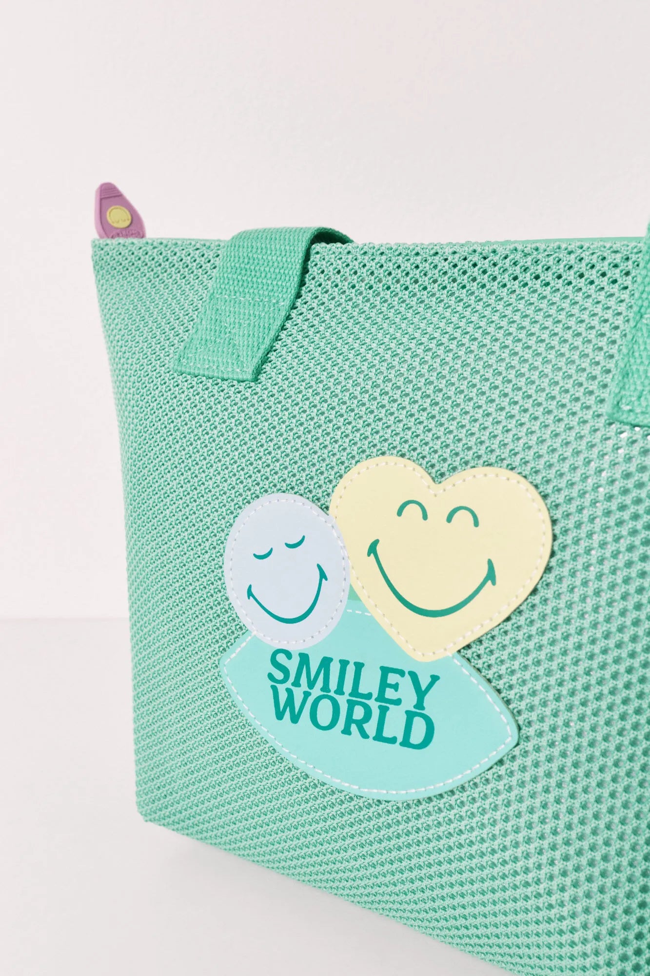 Women Secret Green Women Smileyworld¨ Thermal Lunch Bag SKU: 4843096_21 Image 03