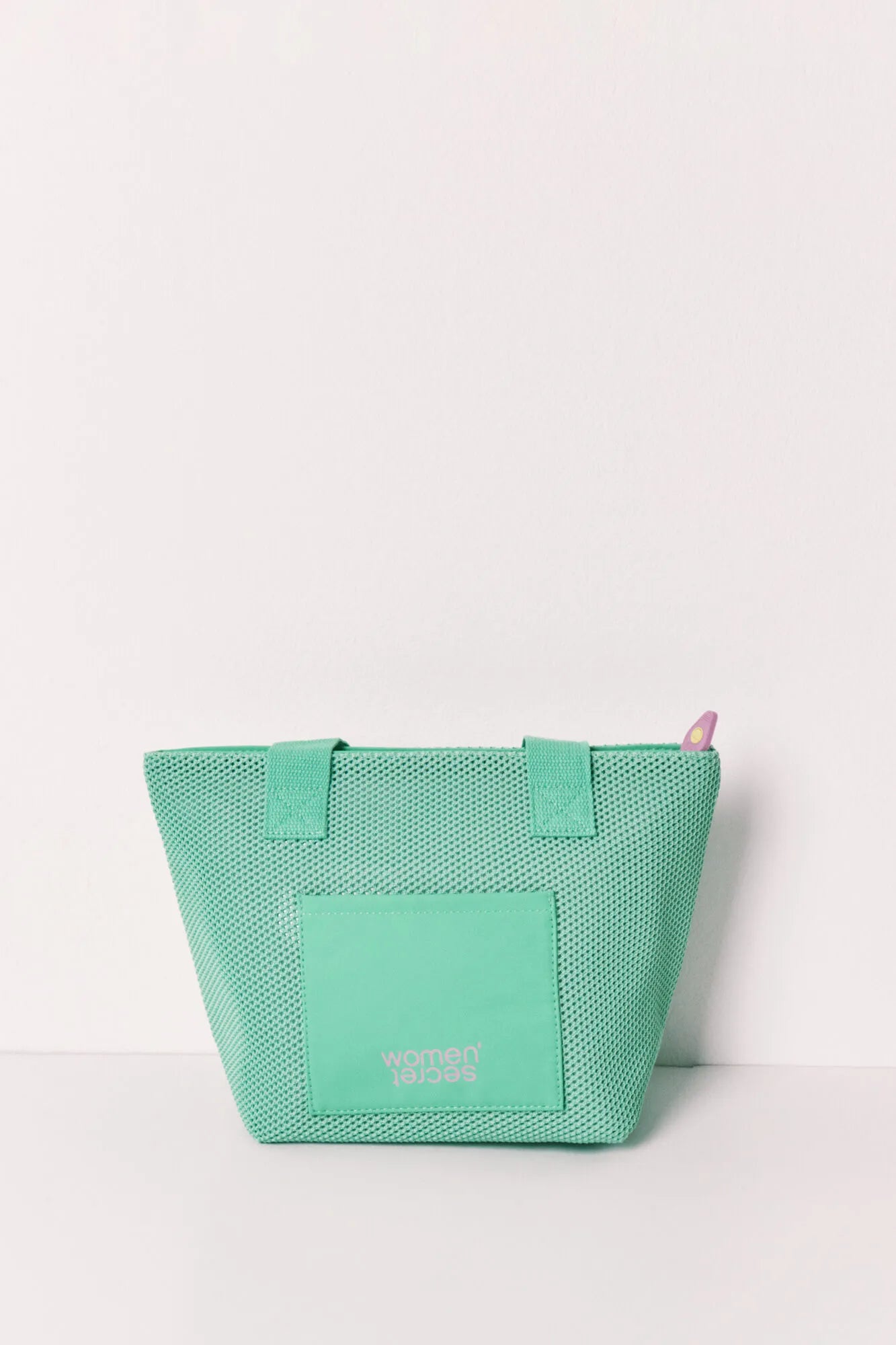 Women Secret Green Women Smileyworld¨ Thermal Lunch Bag SKU: 4843096_21 Image 05