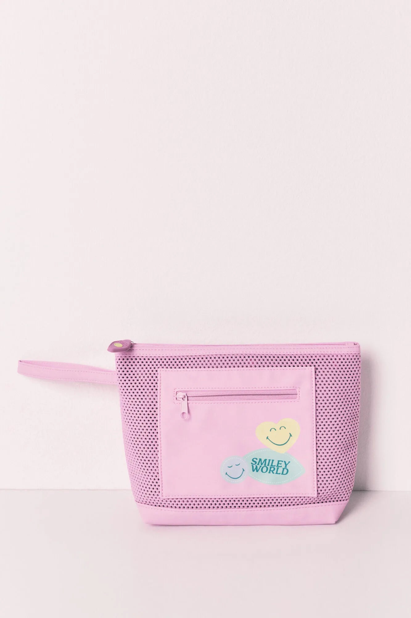 Women Secret Green Print Women Smileyworld¨ Zip-Up Vanity Case SKU: 4843097_29 Image 01