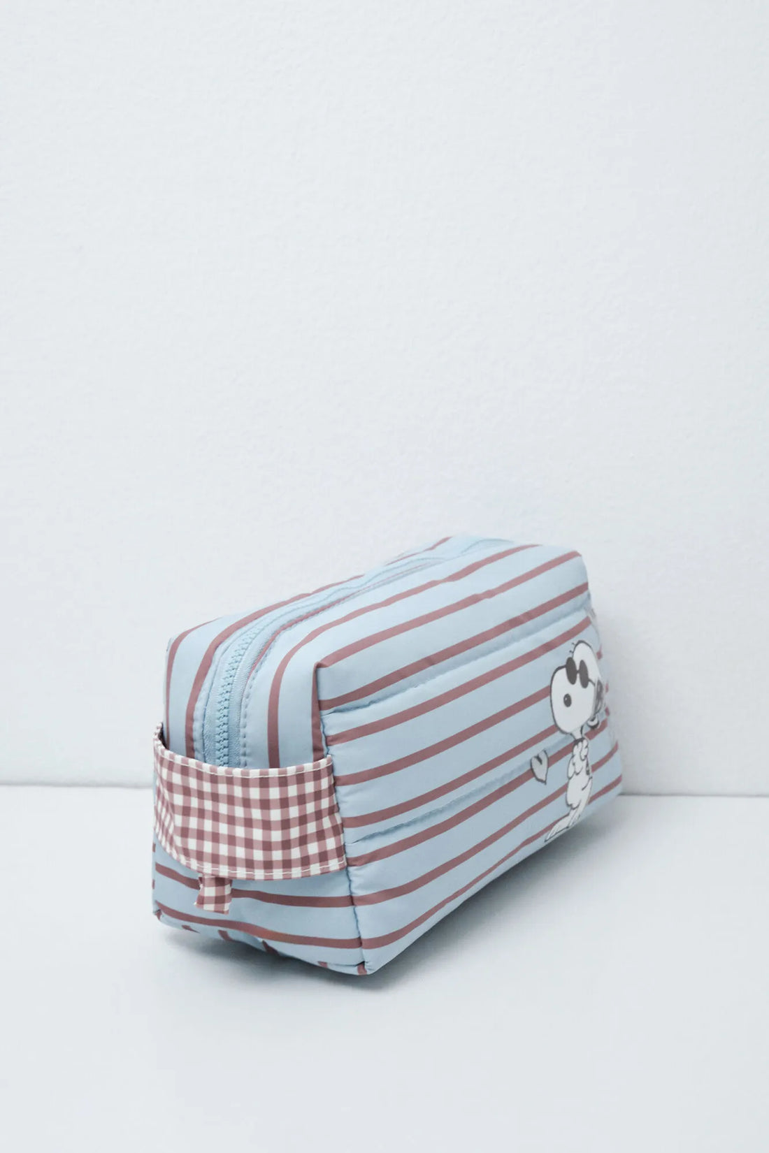 Women Secret Multicoloured Women Puffer Snoopy Large Vanity Case SKU: 4844721_98 Image 02