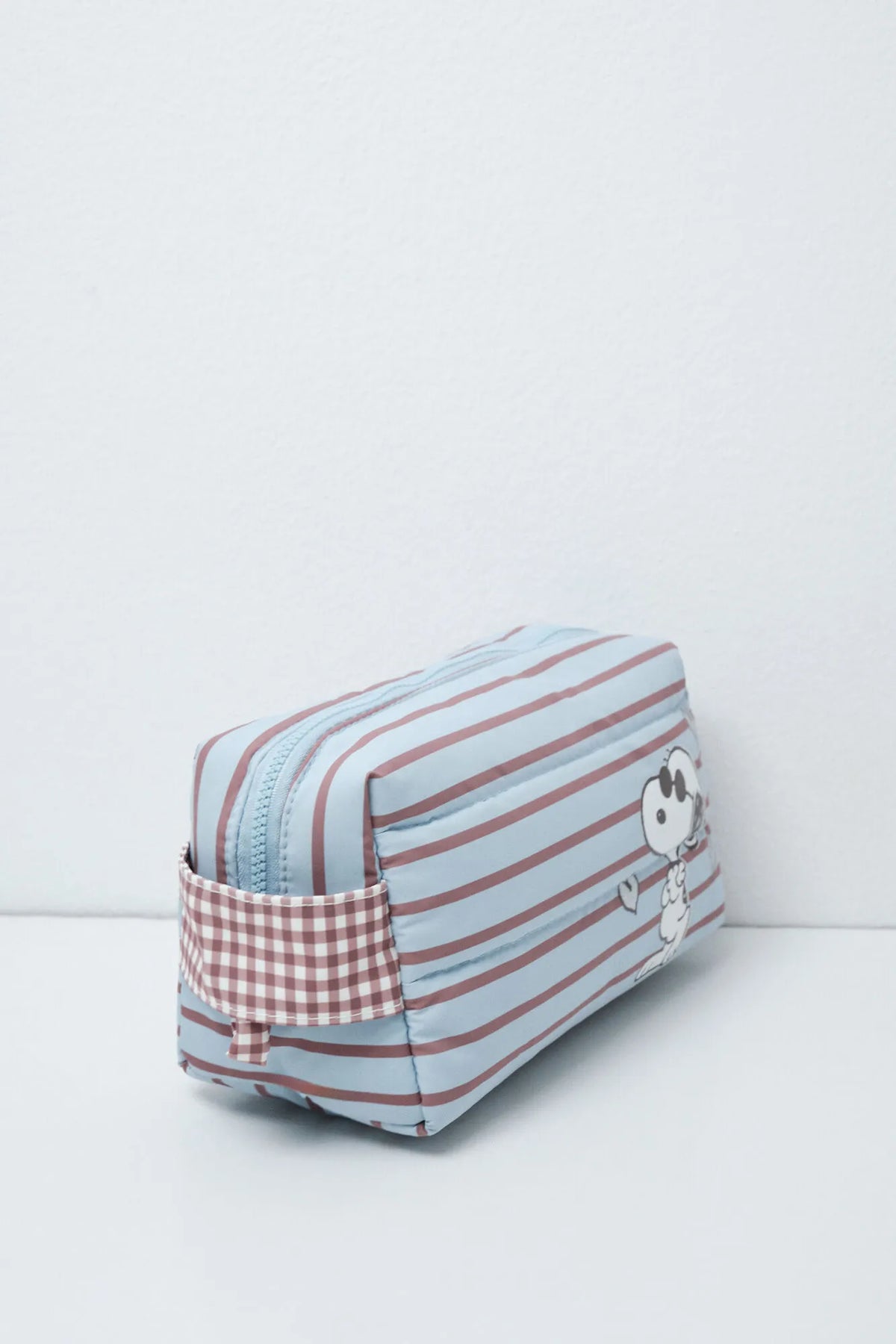 Women Secret Multicoloured Women Puffer Snoopy Large Vanity Case SKU: 4844721_98 Image 02