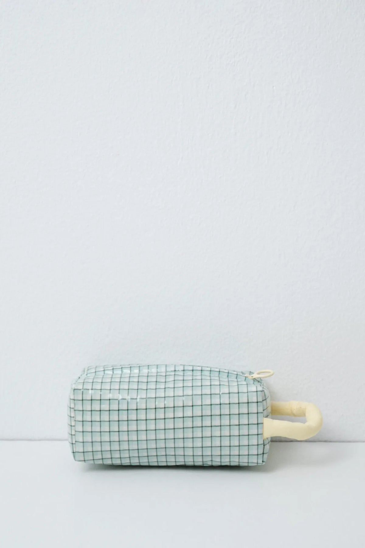Women Secret Multicoloured Women Plaid Small Vanity Case with Handle SKU: 4844724_98 Image 02