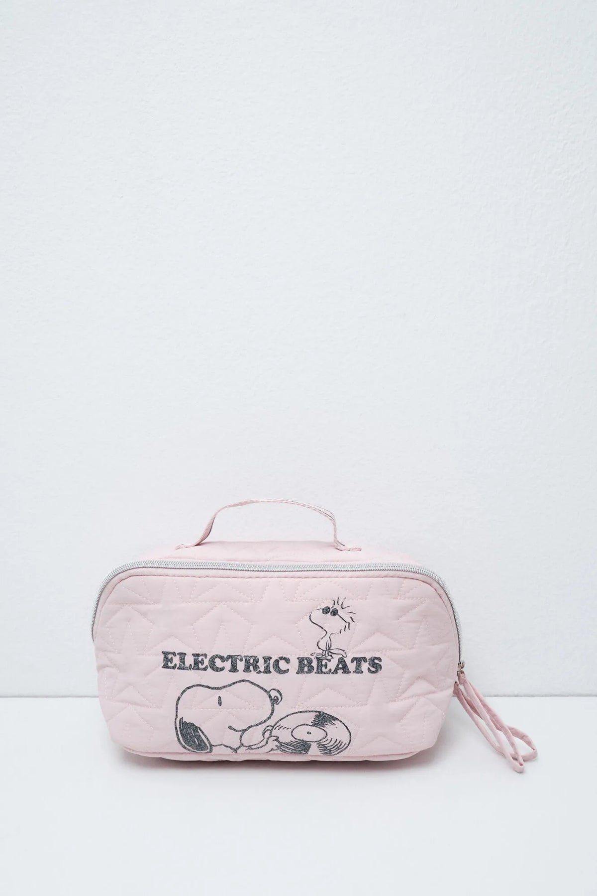 Women Secret Pink Women Pink Medium Snoopy Vanity Case SKU: 4844731_70 Image 02