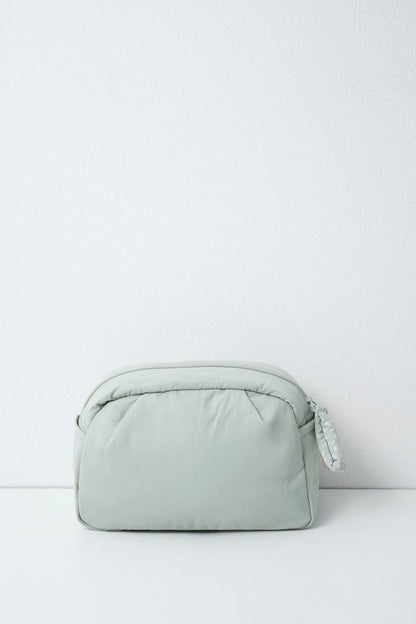 Women Secret Green Women Aqua Puffer Medium Vanity Case SKU: 4844743_23 Image 04