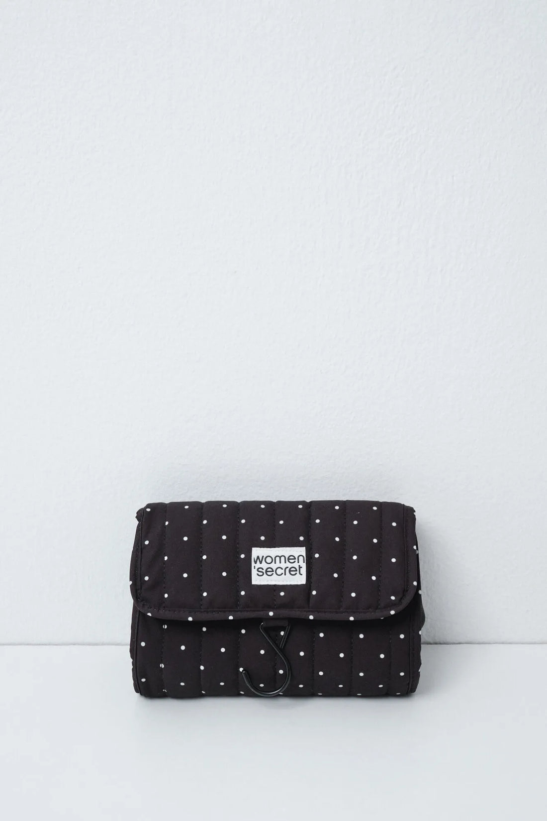 Women Secret Black Women Black Polka-Dots Vanity Case Wallet Pack SKU: 4844750_01 Image 02