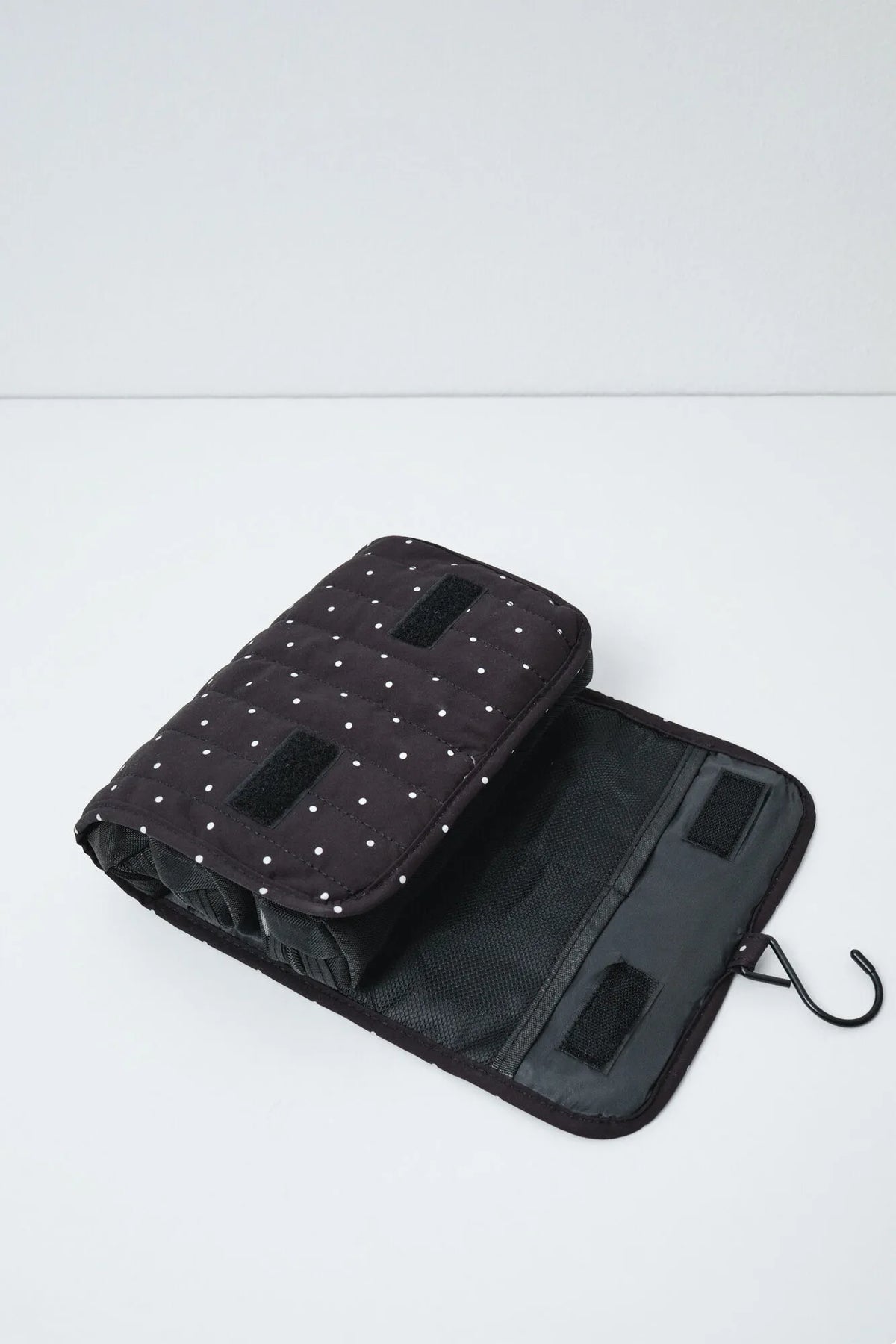Women Secret Black Women Black Polka-Dots Vanity Case Wallet Pack SKU: 4844750_01 Image 04
