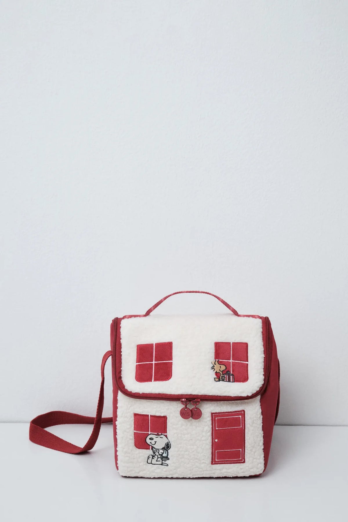 Women Secret Wine Women Snoopy Lunch Bag SKU: 4844782_68 Image 01