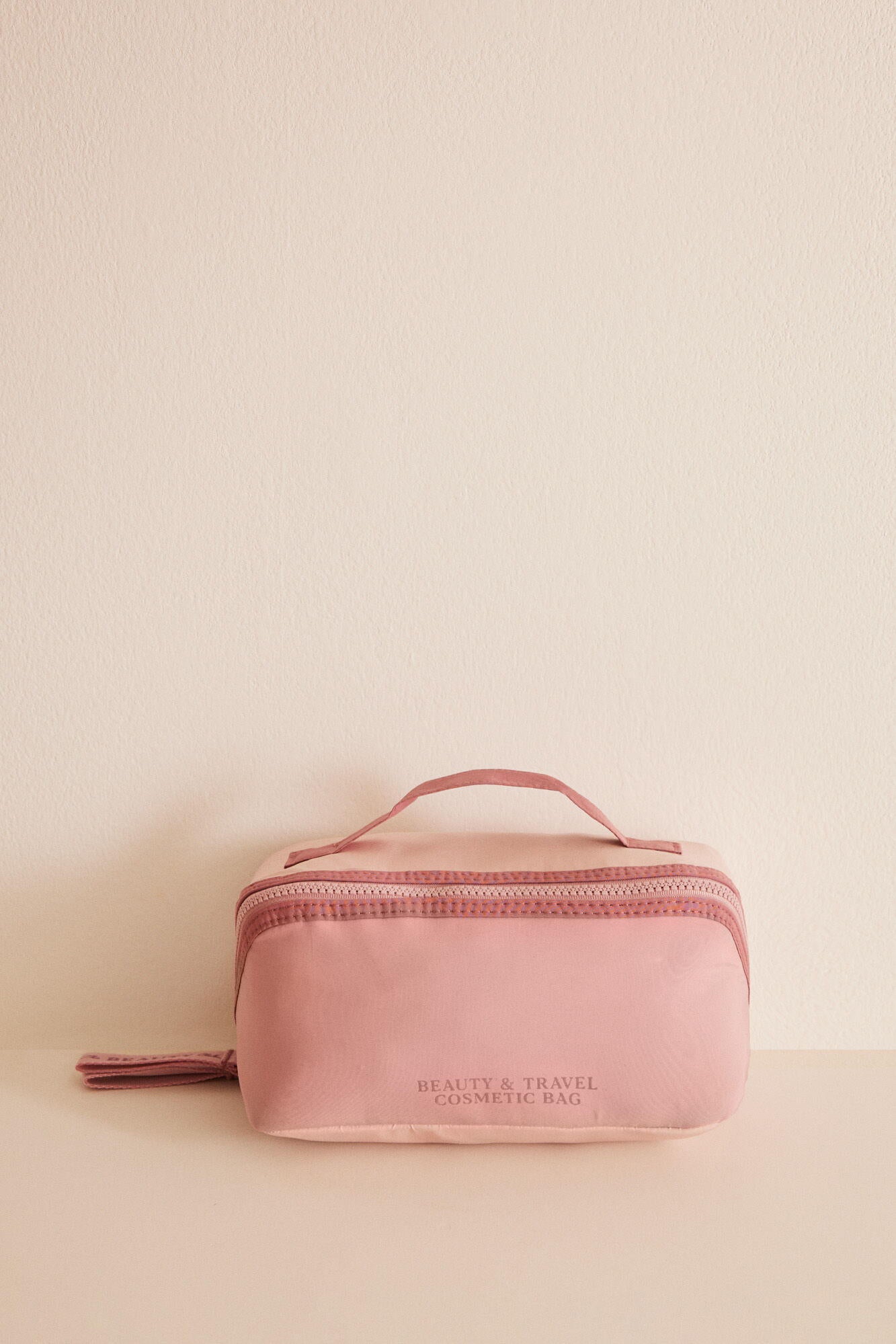 Medium Vanity Case_4847848_72_01