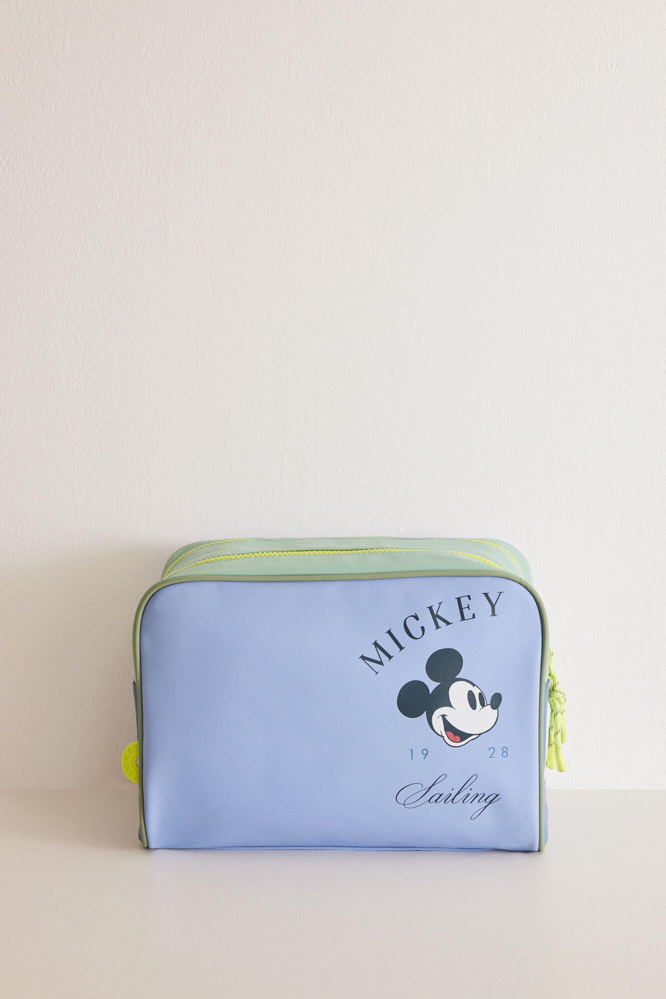 Big Vanity Case_4847872_18_02