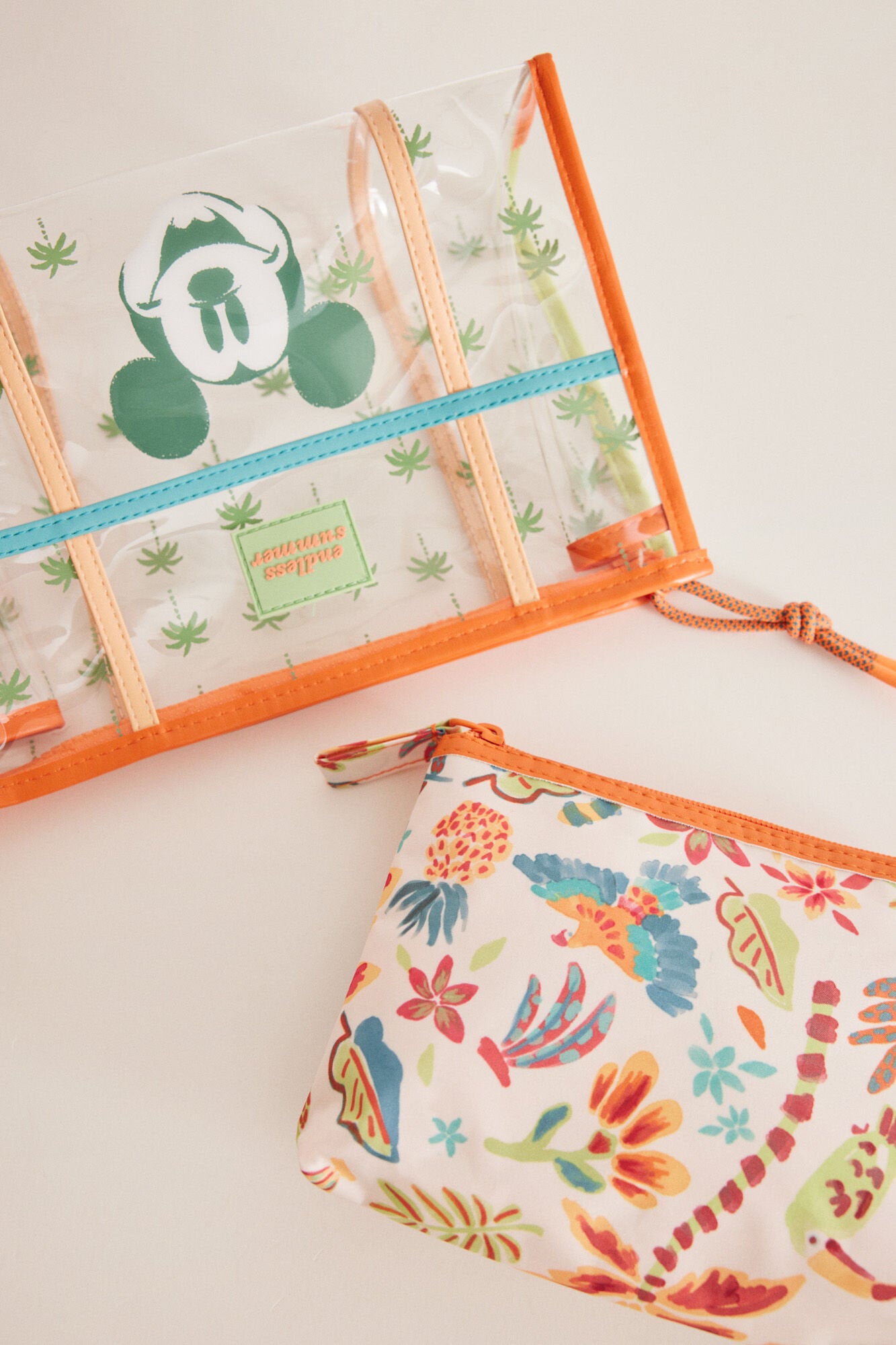 Multicoloured Vanity Case Pack_4847891_98_02